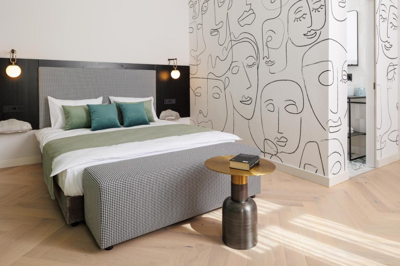Aries' Collection Luxury Suites 布拉索夫 外观 照片