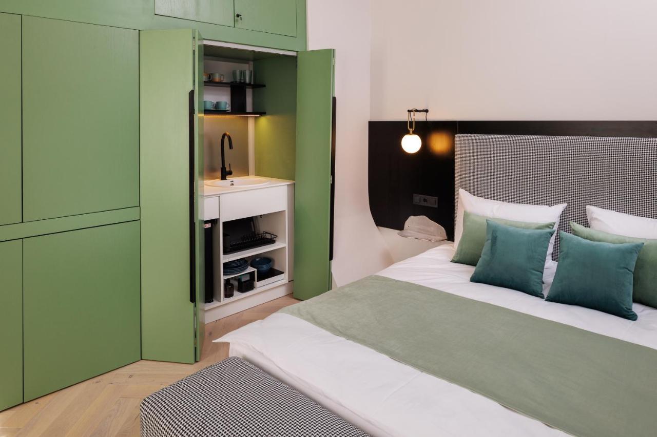 Aries' Collection Luxury Suites 布拉索夫 外观 照片