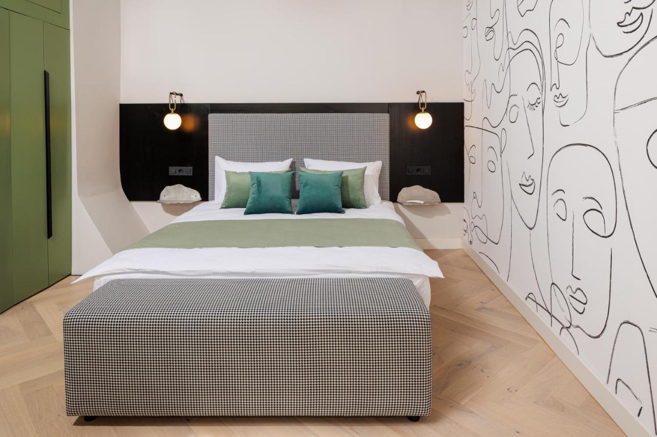 Aries' Collection Luxury Suites 布拉索夫 外观 照片