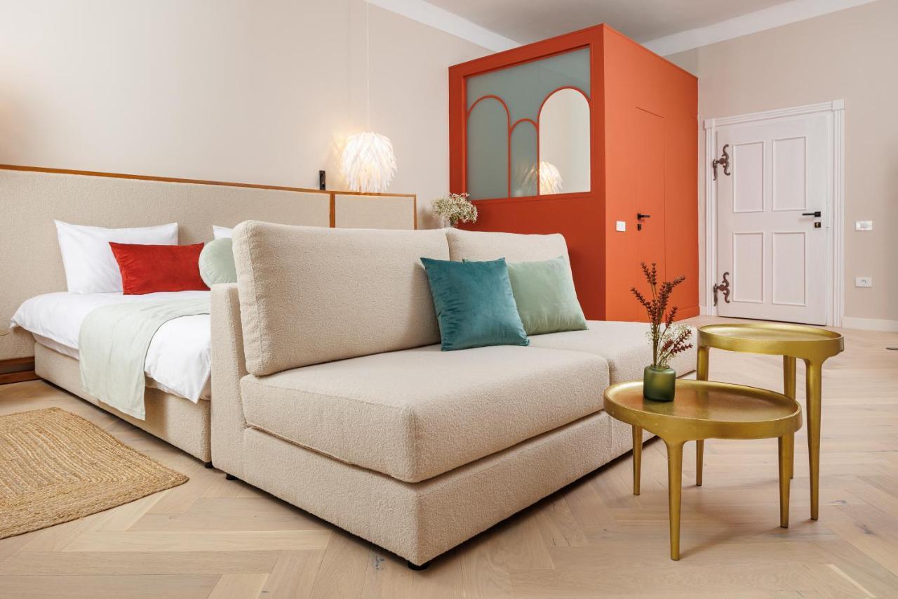Aries' Collection Luxury Suites 布拉索夫 外观 照片